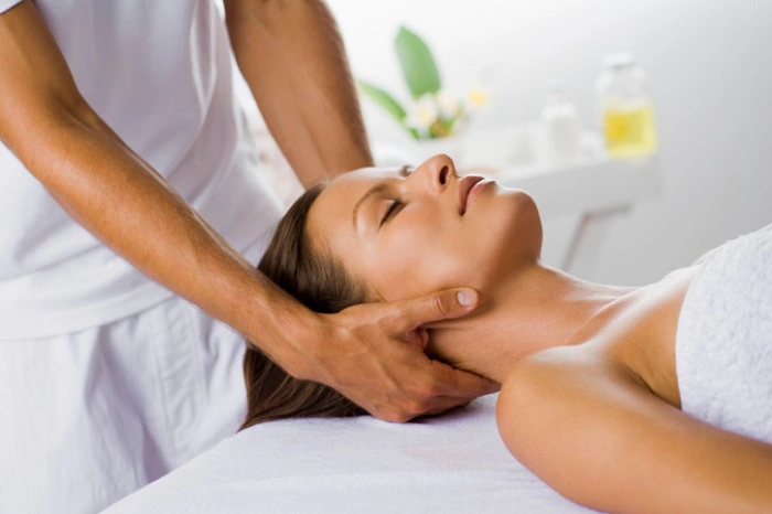 Top 10 Spa Trị Liệu Cổ Vai Gáy & Massage Cho Dân Văn Phòng Tốt Nhất Quận 1 Top 10 Spa Trị Liệu Cổ Vai Gáy & Massage Cho Dân Văn Phòng Tốt Nhất Quận 1