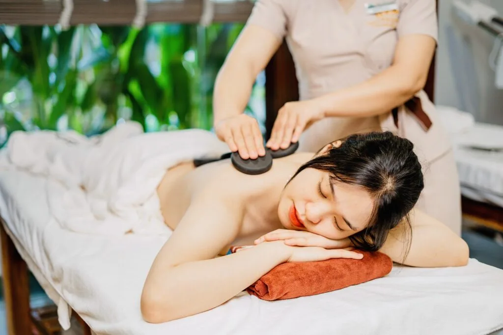 Discover 9 Trusted Massage Places in District 5 – Famous for Their Chinese Character Discover 9 trusted massage places in District 5 famous for their Chinese character