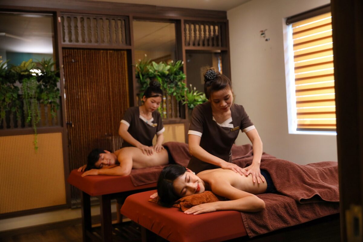 Điểm Danh 10+ Địa Chỉ Massage Quận 7 Uy Tín, Được Yêu Thích Nhất Điểm Danh 10+ Địa Chỉ Massage Quận 7 Uy Tín, Được Yêu Thích Nhất