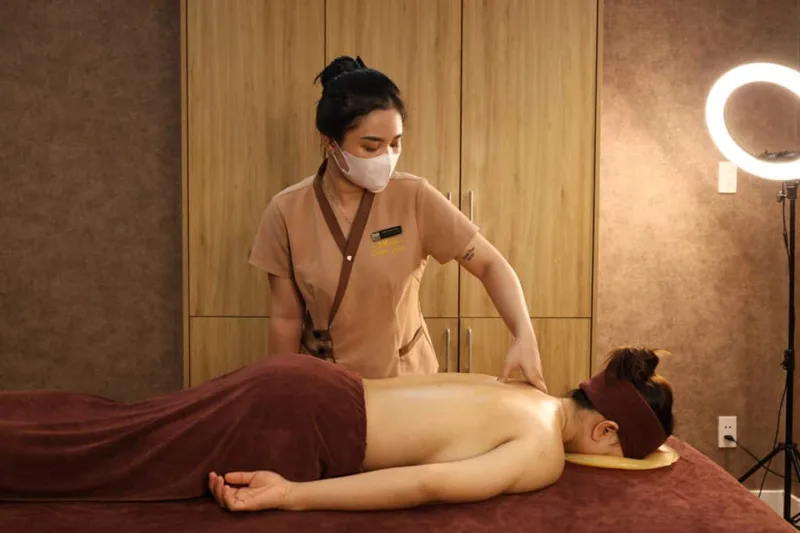 Top 5 Genuinely Good, Trusted and Busy Massage Places in District 6 Top 5 genuinely good, trusted and busy massage places in District 6