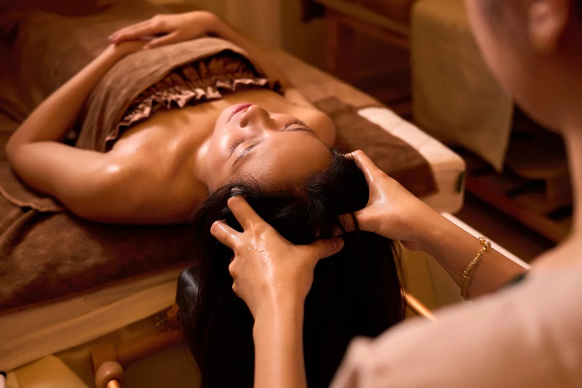 Therapeutic Hair Wash in District 10 – Top Relaxation in Saigon therapeutic hair wash district 10