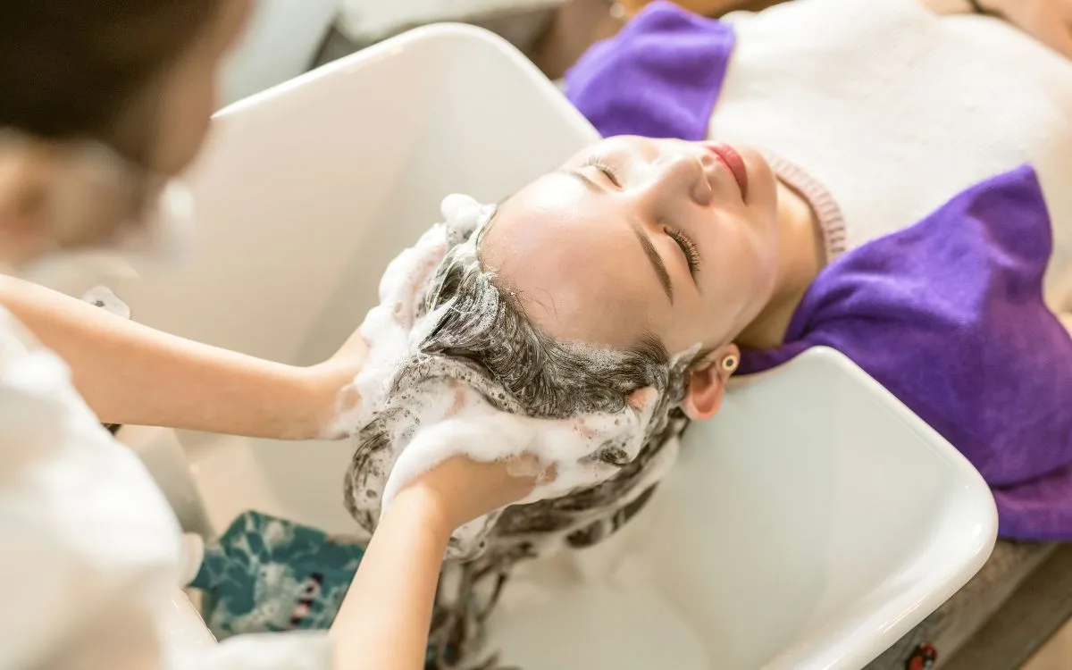 Therapeutic Hair Wash in District 10 – Top Relaxation in Saigon therapeutic hair wash district 10