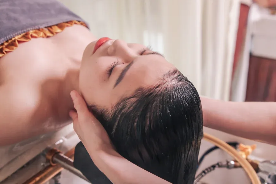 Therapeutic Hair Wash in District 10 – Top Relaxation in Saigon image 16