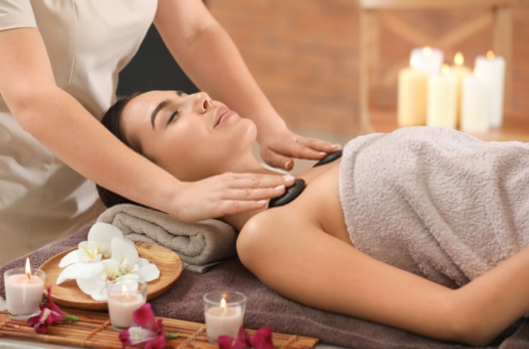 massage trị liệu quận 1