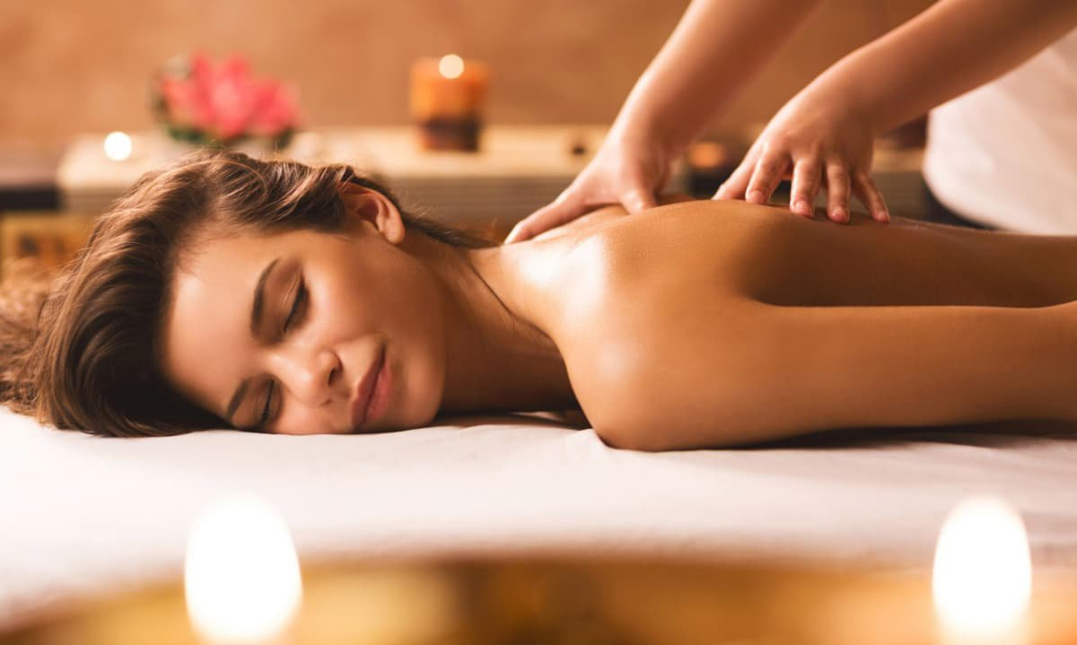 massage cổ vai gáy giảm đau
