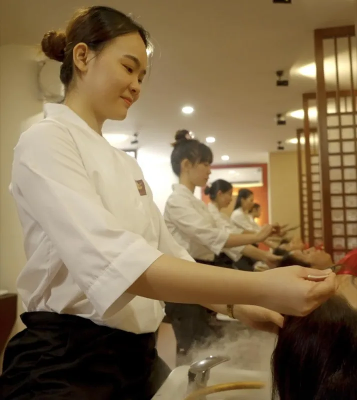Review Massage Trung Tâm Sài Gòn: 10 Địa Chỉ Thực Sự Đáng Thử Năm 2026 review massage trung tâm Sài Gòn