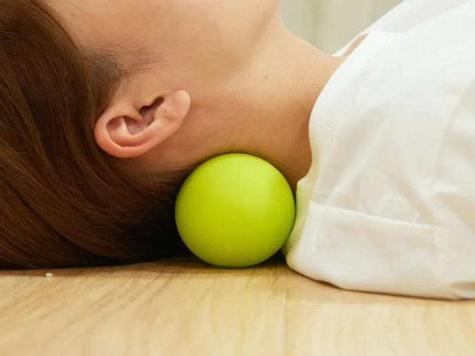 Bài Tập Cổ Vai Gáy Tại Nhà Sau Khi Massage: Bí Quyết Để Hiệu Quả Kéo Dài Cả Ngày bài tập cổ vai gáy tại nhà