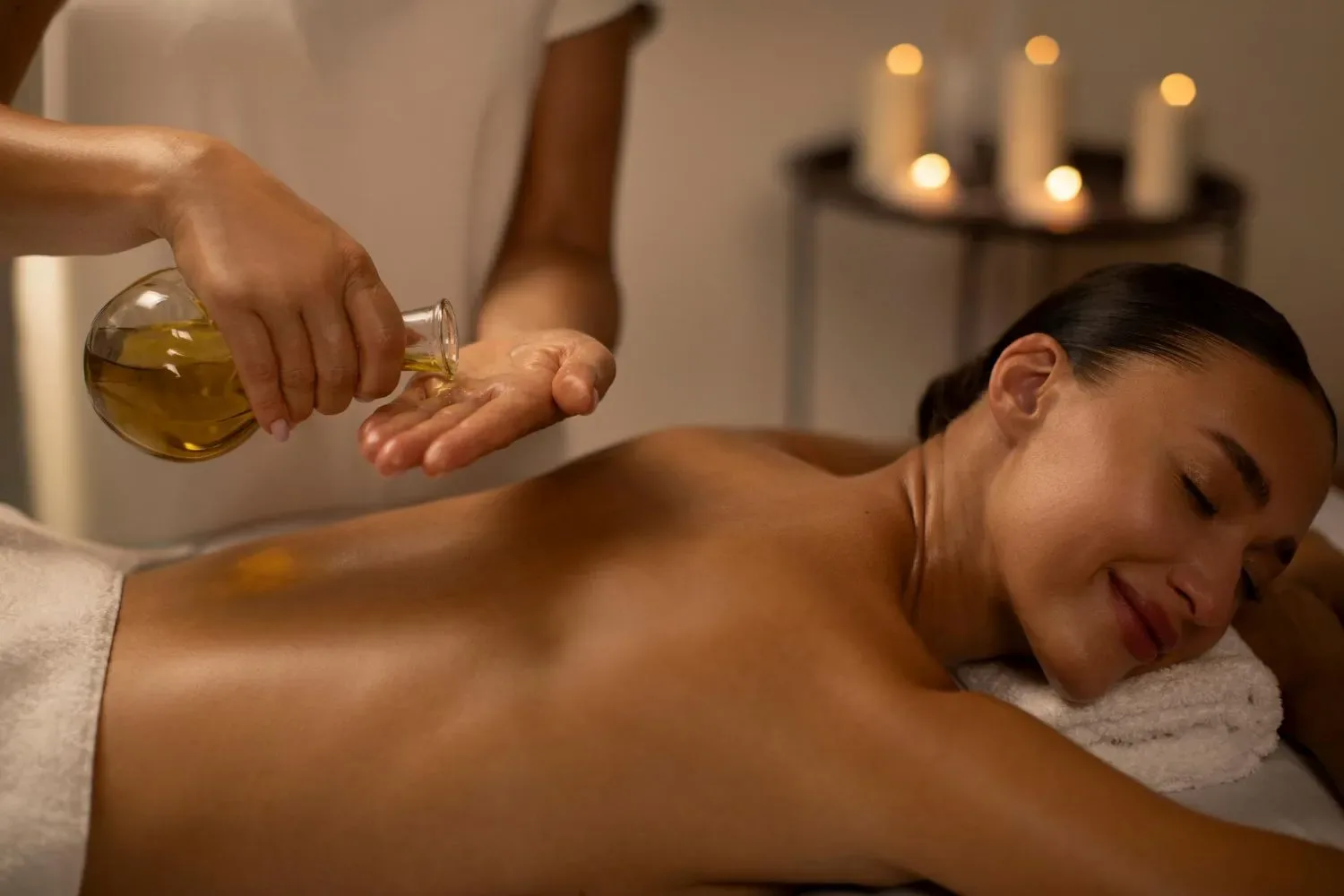 Which Relaxing Massage Oil Is Best? How to Choose Right So Every Session Truly Counts (2026) which relaxing massage oil is best
