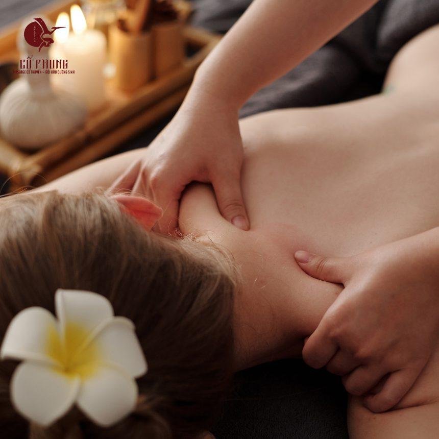 Ngủ dậy bị đau cổ vai gáy: nguyên nhân và cách xử lý ngay Bấm huyệt giải tỏa đau nhức cổ vai gáy